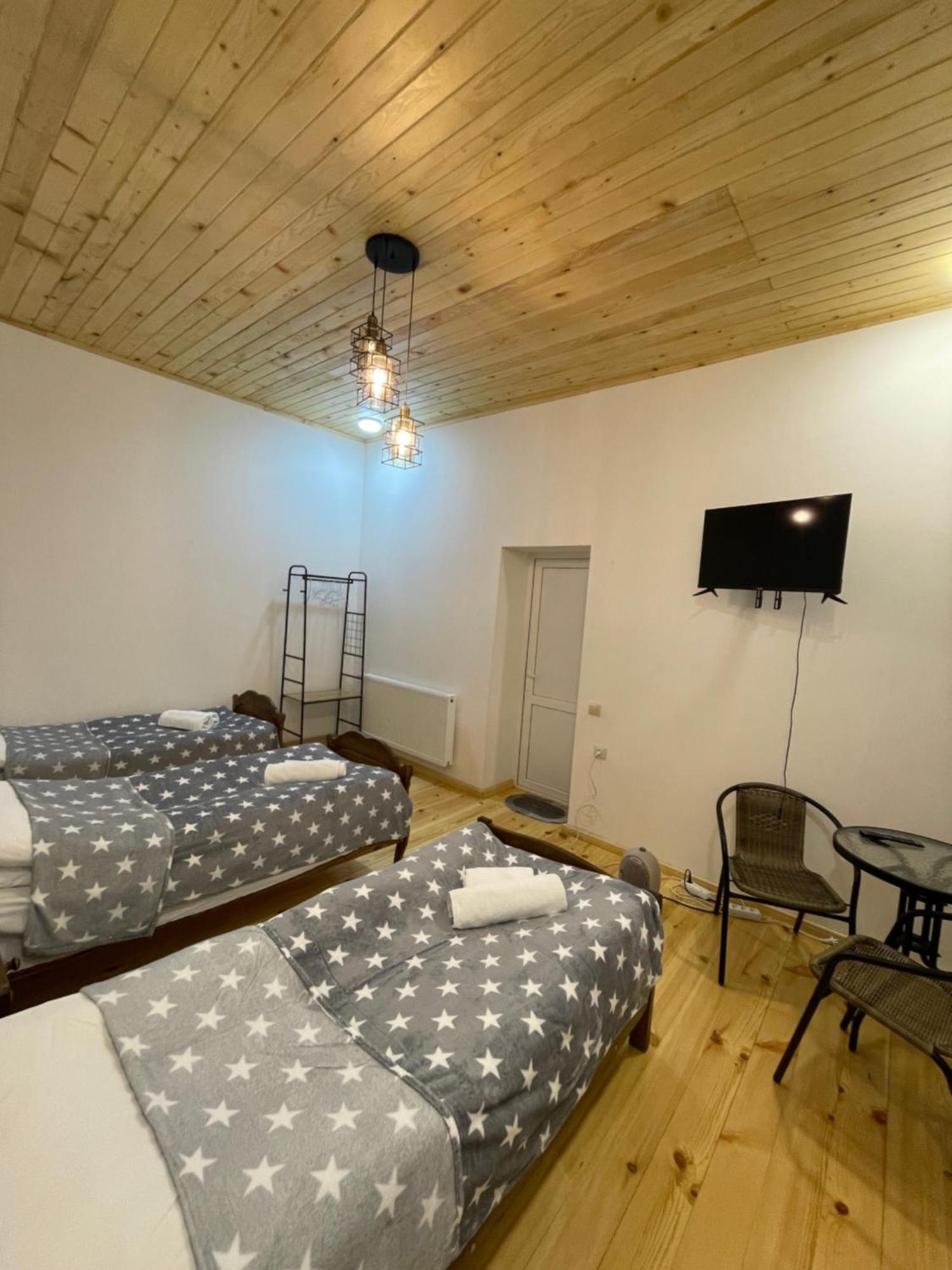 Mamuka Chartolani Guesthouse ميستيا المظهر الخارجي الصورة